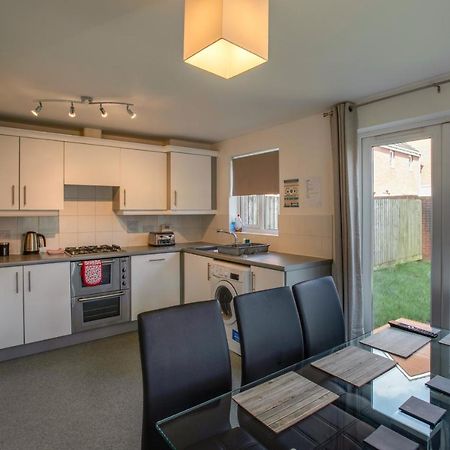 Watkins House By Cliftonvalley Apartments คาร์ดิฟฟ์ ภายนอก รูปภาพ